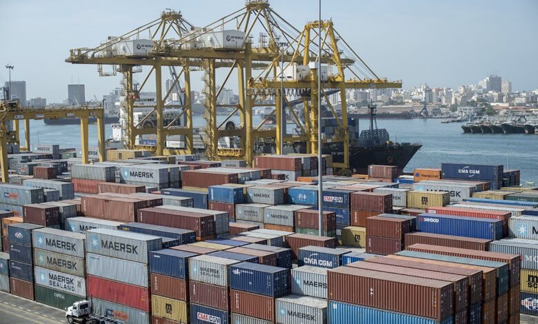 Une vue du port du Sénégal