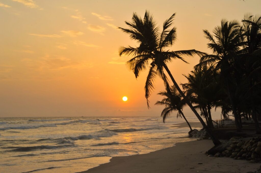 Plage de Grand-Bassam